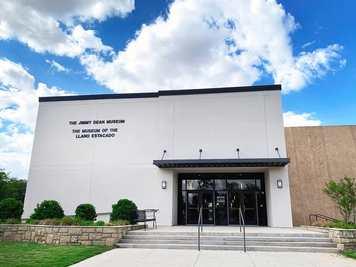 Mabee Regional Heritage Center - Ask AI | mindtrip