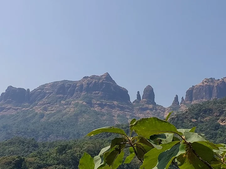 Mahuli Fort in Asangaon, Maharashtra - Ask AI | mindtrip