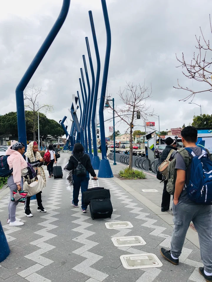Megabus Stop in Oakland, California - Ask AI | mindtrip