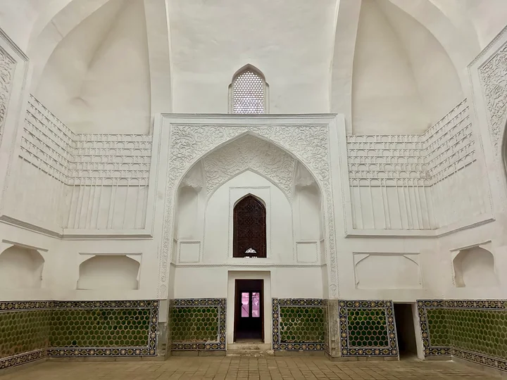 Khodja Akrar Madrasah in Samarkand - Ask AI | mindtrip