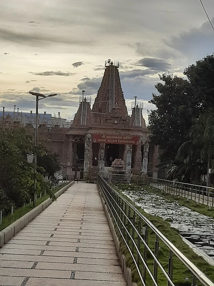 Parshwa Padmavathi Jain Temple - Ask AI | mindtrip