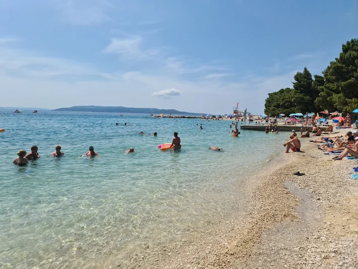 Beach Ratac in Makarska - Ask AI | mindtrip