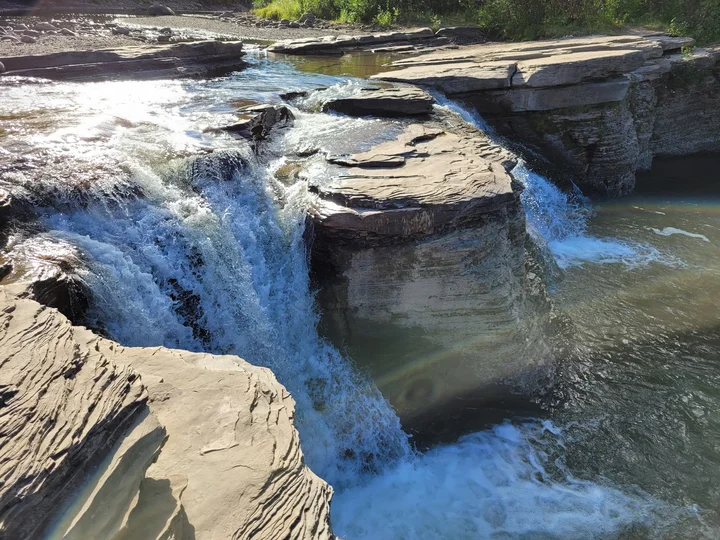Flatbed Falls in Tumbler Ridge | Ask Anything