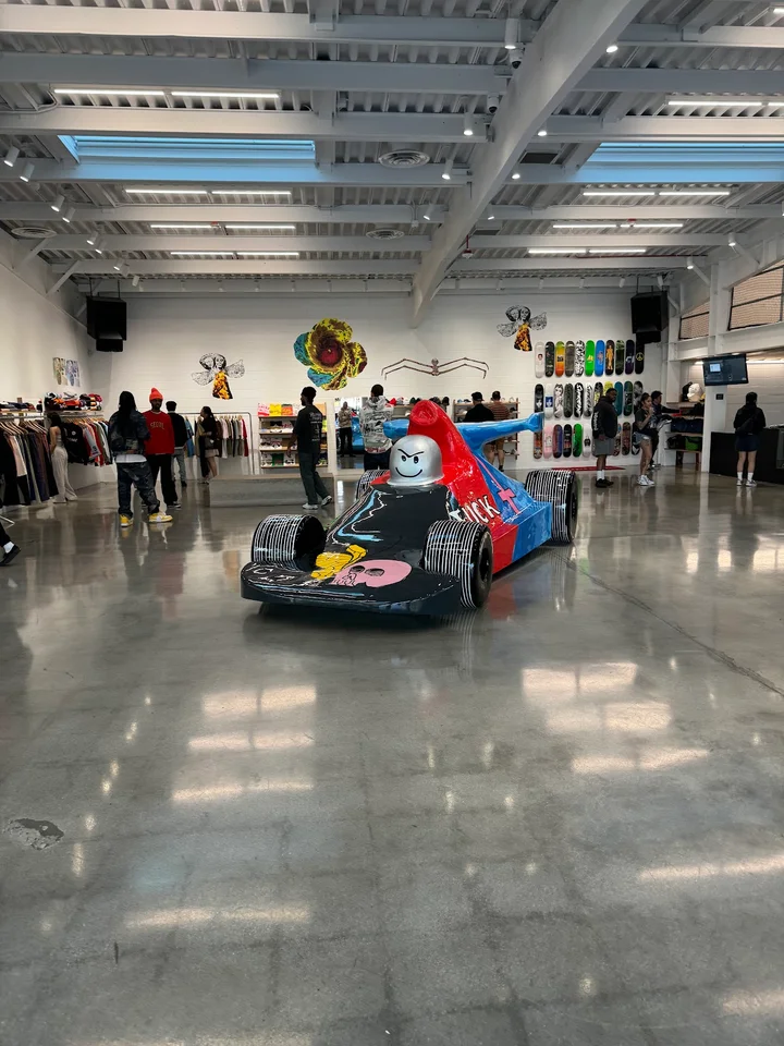 Supreme in West Hollywood, California - Ask AI | mindtrip
