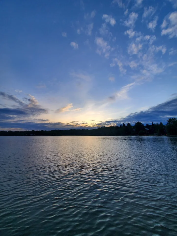 Hubbles Lake in Spring Lake, Alberta - Ask AI | mindtrip