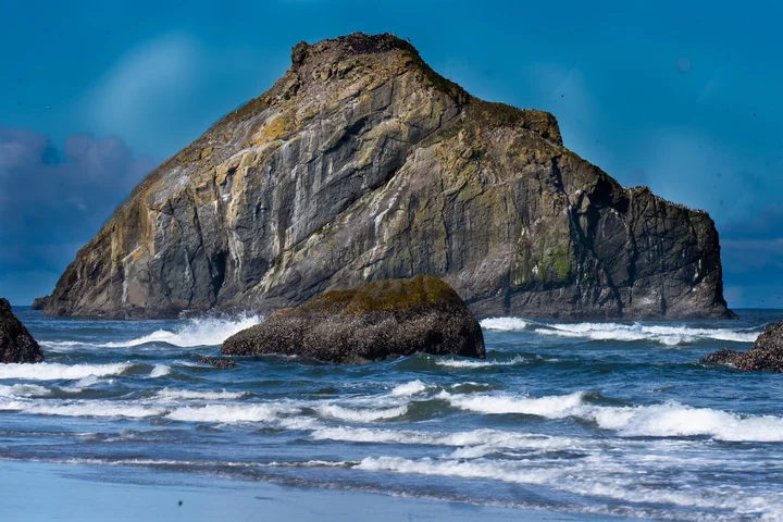 Face Rock in Bandon, Oregon | What to Know Before You Go