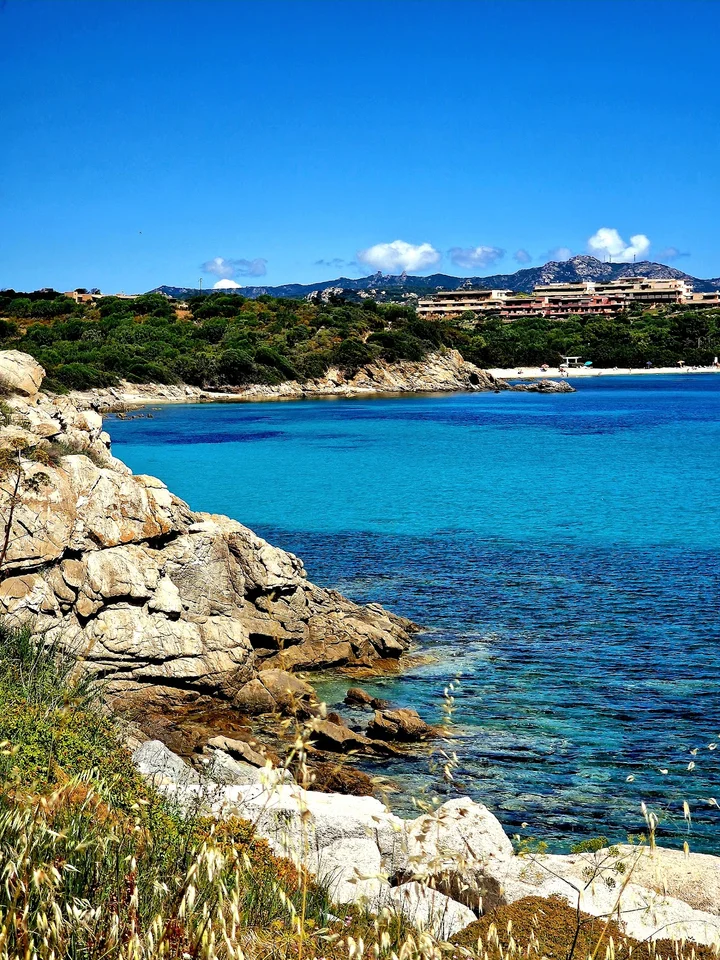 Spiaggia di Portisco in Portisco - Ask AI | mindtrip