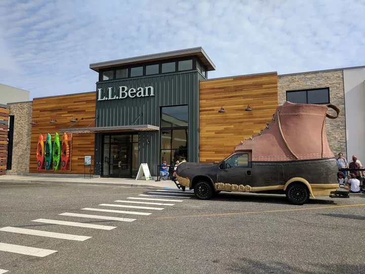 L.L.Bean in Lake Grove | What to Know Before You Go