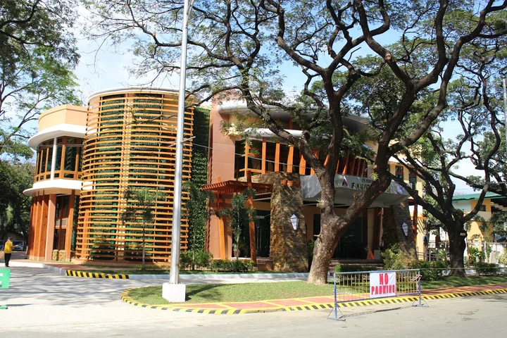 Quezon City Public Library in Manila - Ask AI | mindtrip