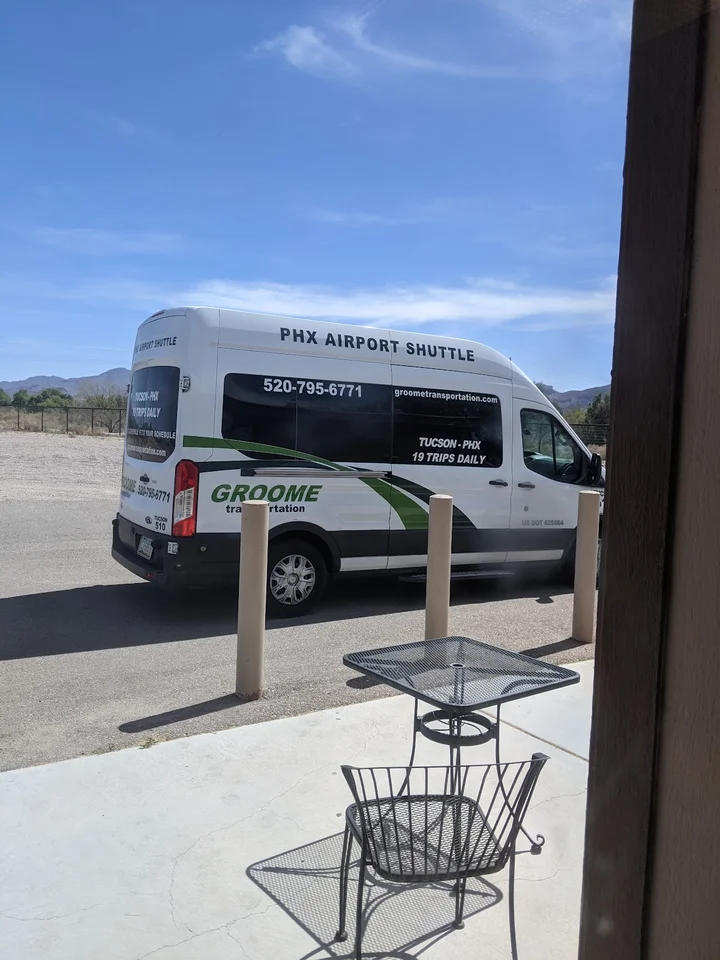 Groome Transportation in Tucson, Arizona - Ask AI | mindtrip