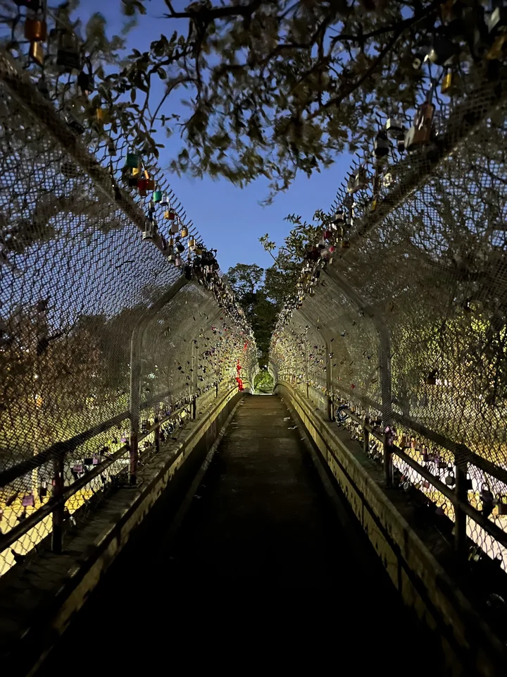 Love Lock Bridge in Houston | What to Know Before You Go