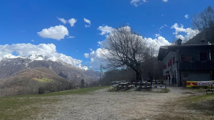 Rifugio Riva in Primaluna, Lombardia - Ask AI | mindtrip