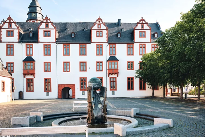 Schloss Hadamar in Hadamar, Hessen - Ask AI | mindtrip