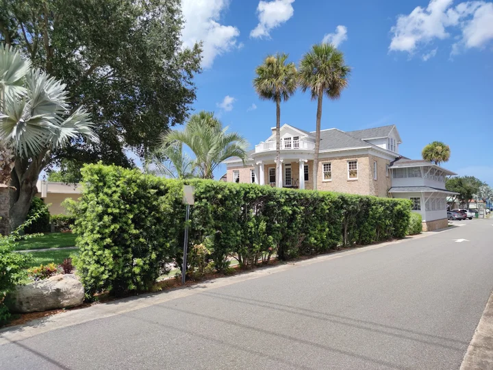Porcher House in Cocoa, Florida | What to Know Before You Go