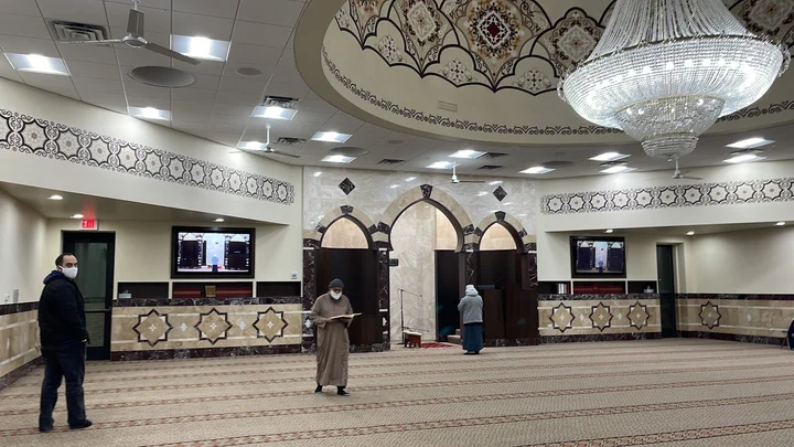 Mosque Foundation in Bridgeview, Illinois | Ask Anything