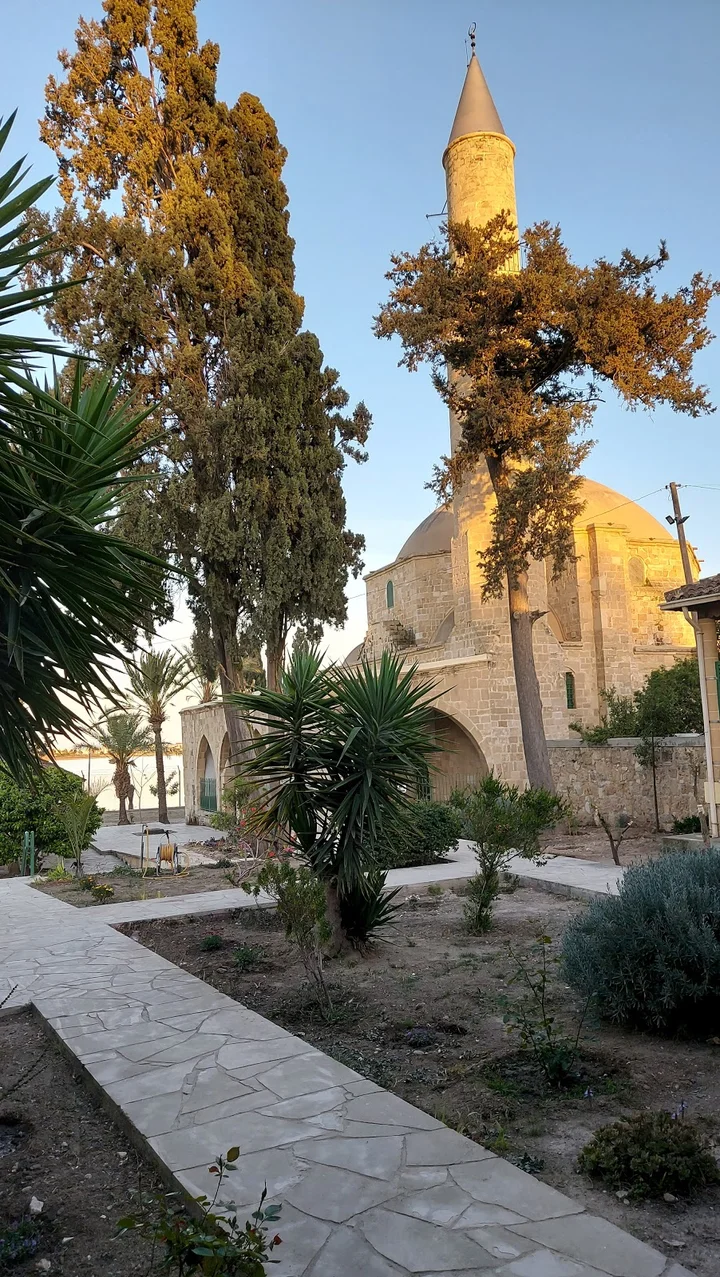 Hala Sultan Tekkesi in Larnaca | What to Know Before You Go