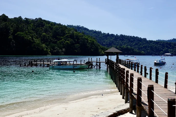 Sapi Island (Pulau Sapi) | What to Know Before You Go
