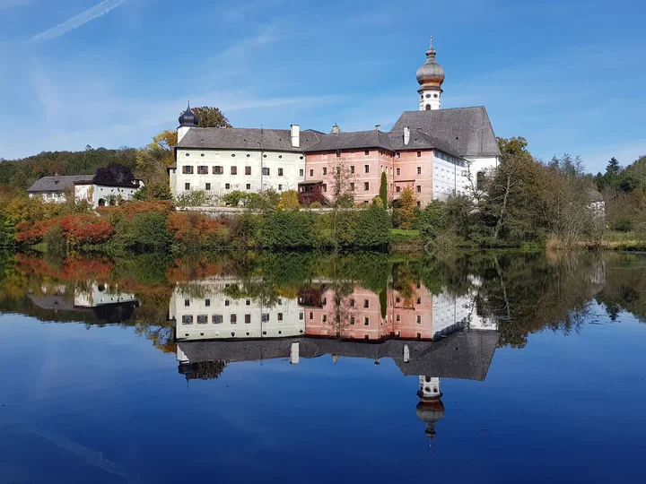 Höglwörther See in Anger, Bayern - Ask AI | mindtrip