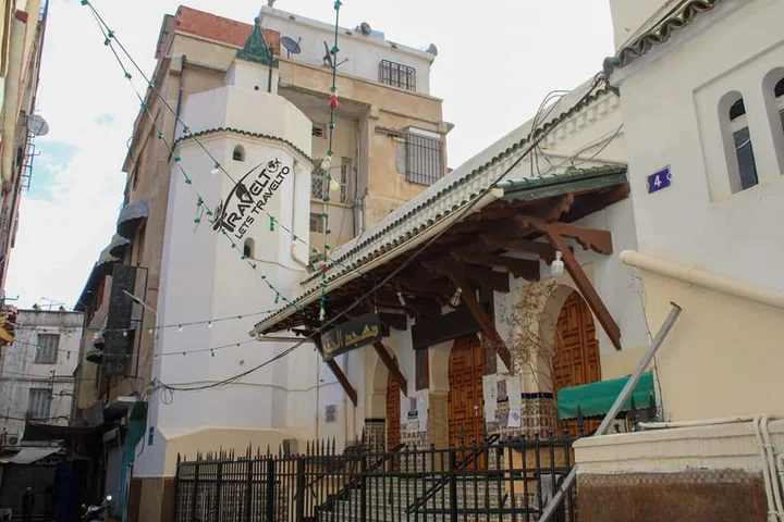 El-Hanafi Mosque in Blida - Ask AI | mindtrip