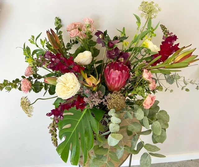 Roadside Blooms in North Charleston - Ask AI | mindtrip