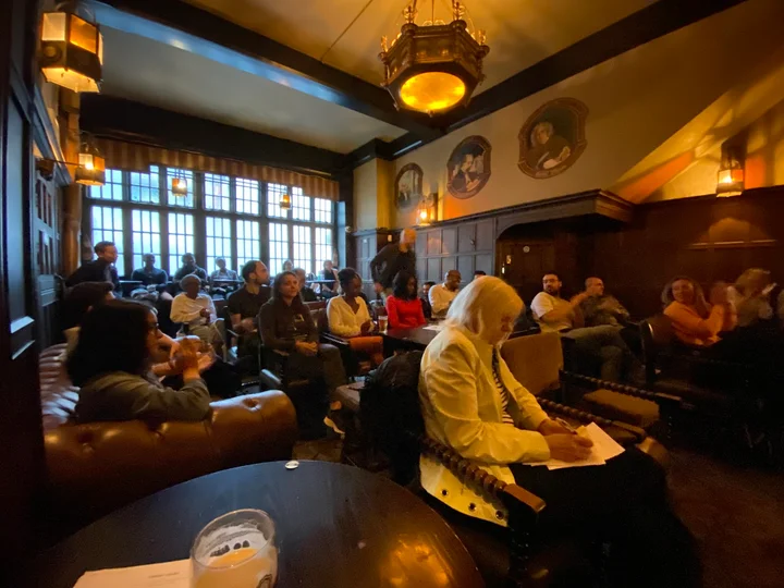 Carlton Club in London, England - Ask AI