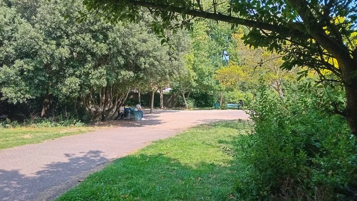 Tower Gardens Estate in Buckhurst Hill - Ask AI | mindtrip