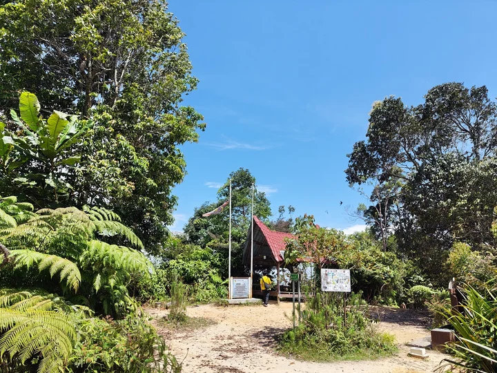 Bukit Putus (Gunung Angsi Trailhead) - Ask AI | mindtrip
