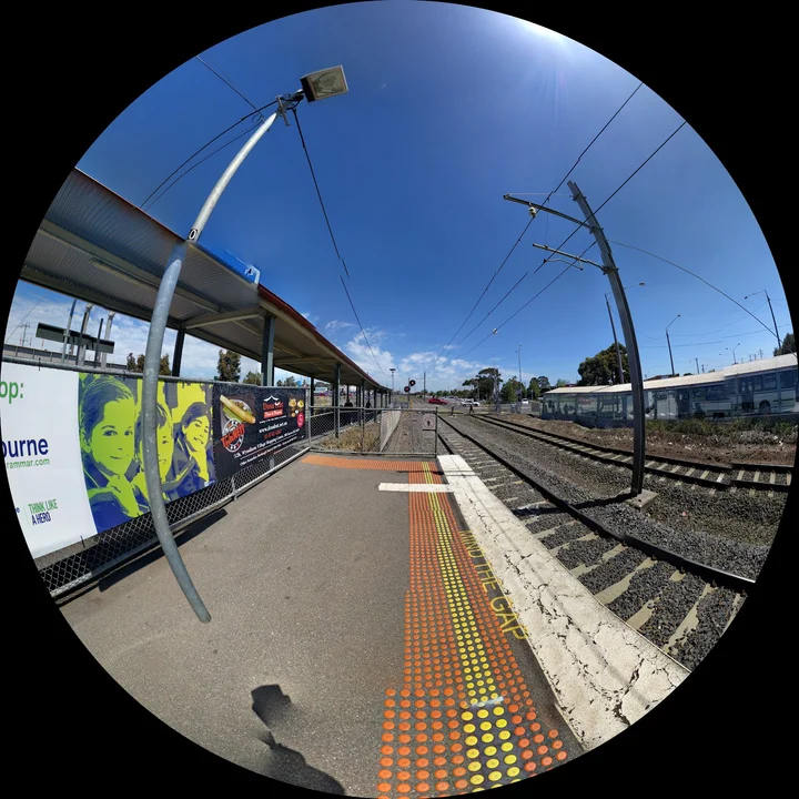 Hoppers Crossing Railway Station
