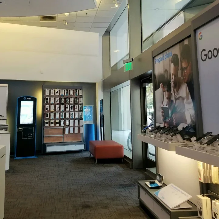 AT&T Store in San Francisco | What to Know Before You Go