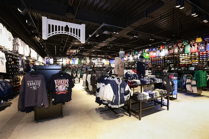 Lids in New York City, New York - Ask AI | mindtrip