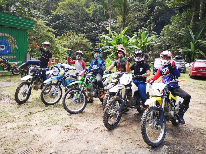 Buragas Lasak Dirt Bikes in Serendah - Ask AI | mindtrip