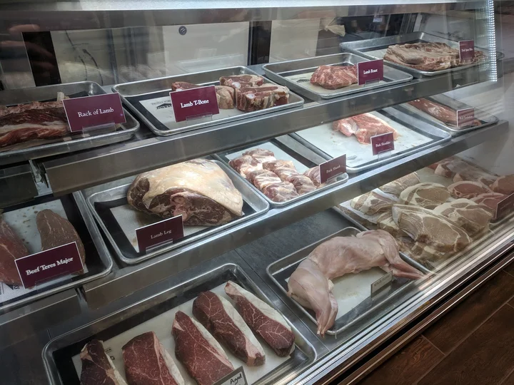 Local Pig in Kansas City, Missouri - Ask AI | mindtrip