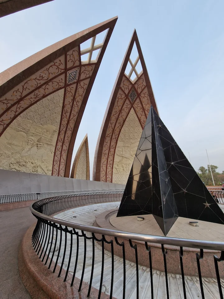 Pakistan Monument in Islamabad - Ask AI | mindtrip