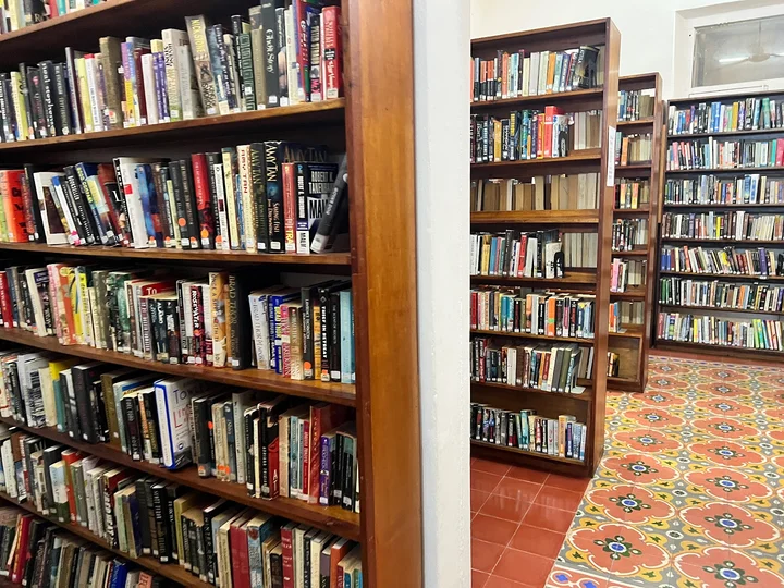 Merida English Library in Merida - Ask AI | mindtrip