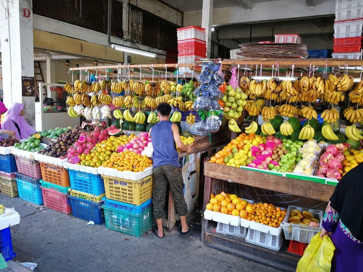 Pasar Penuin Wet Market in Batu Selicin - Ask AI | mindtrip