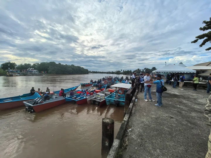 MUKAH WATERFRONT in Mukah, Sarawak | Ask Anything